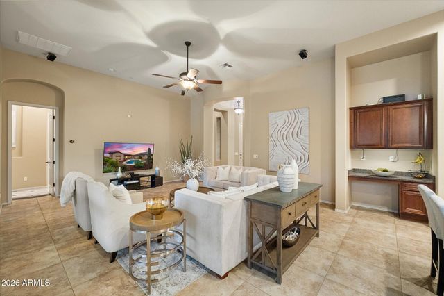 8456 E JASMINE Circle, Mesa, AZ 85207
