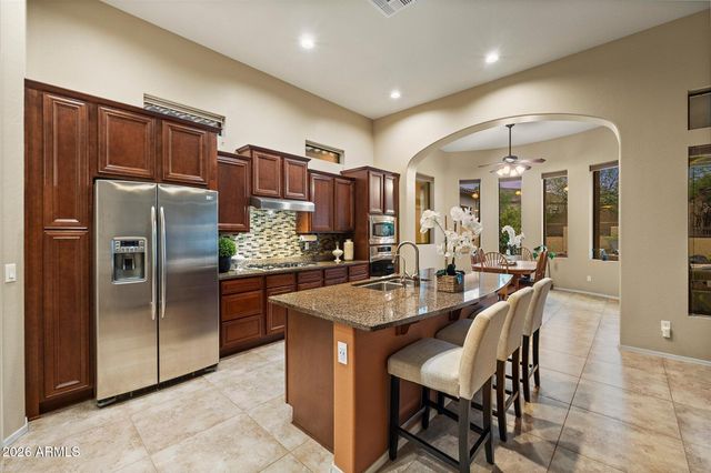 8456 E JASMINE Circle, Mesa, AZ 85207
