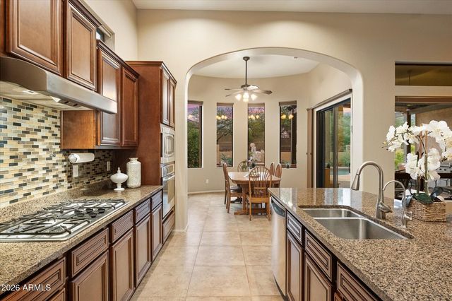 8456 E JASMINE Circle, Mesa, AZ 85207