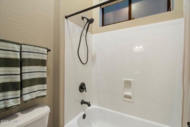 8456 E JASMINE Circle, Mesa, AZ 85207