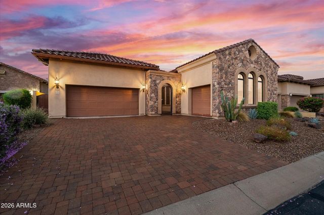8456 E JASMINE Circle, Mesa, AZ 85207
