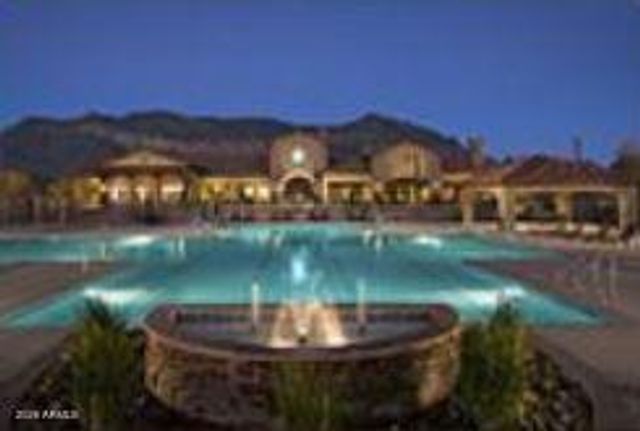 8456 E JASMINE Circle, Mesa, AZ 85207