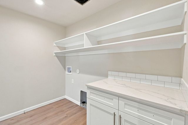 614 E A St, Deer Park, WA 99006