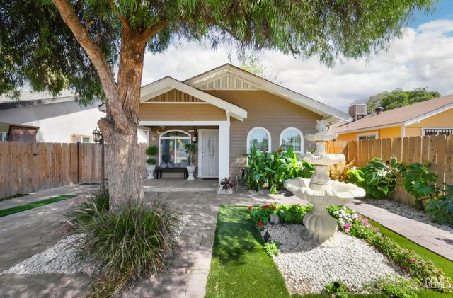 710 R Street, Bakersfield, CA 93304