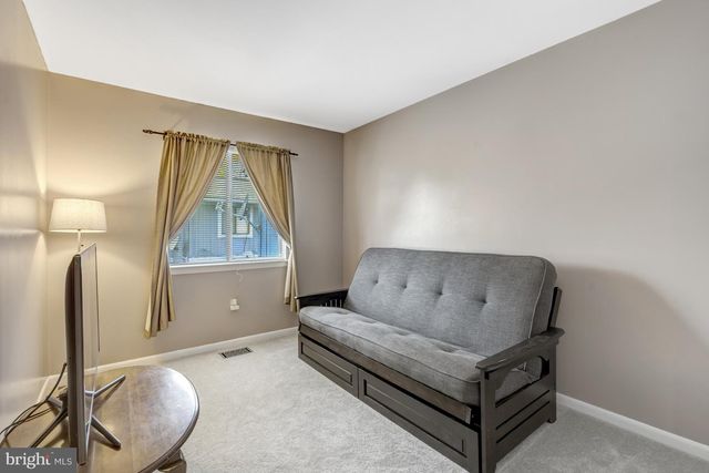 8667 MADERA CT, Manassas Park, VA 20111