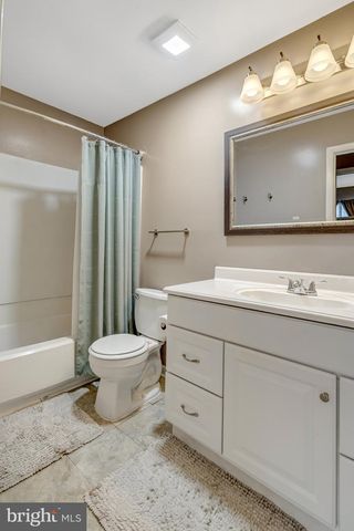 8667 MADERA CT, Manassas Park, VA 20111