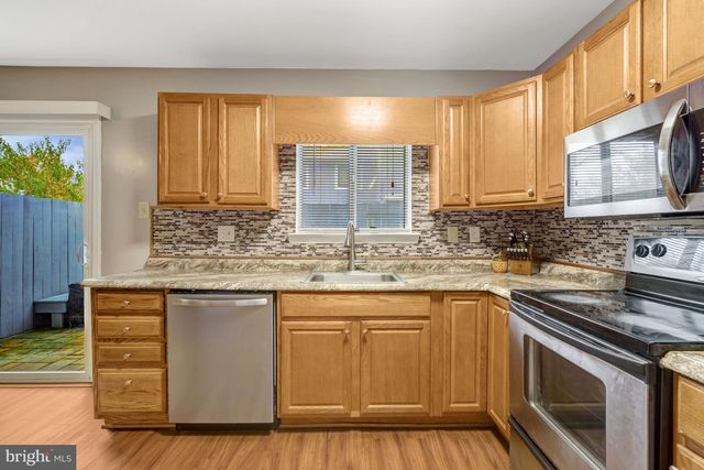 8667 MADERA CT, Manassas Park, VA 20111