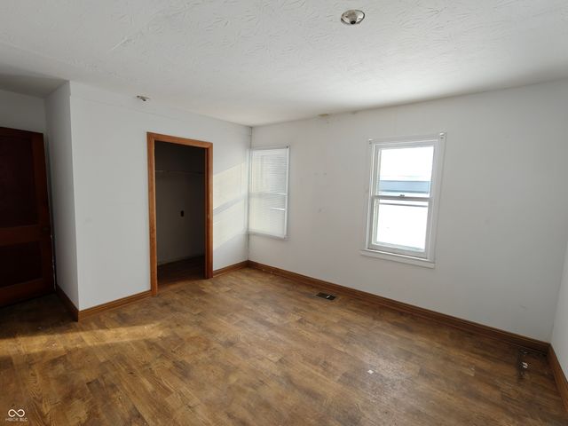 696 E 600 S, Shelbyville, IN 46176