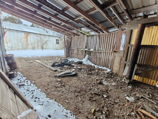 696 E 600 S, Shelbyville, IN 46176