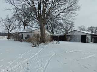 696 E 600 S, Shelbyville, IN 46176