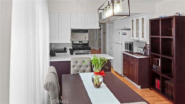 13814 Kiowa, Apple Valley, CA 92307