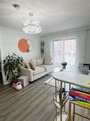 13249 41st Road 5B, Flushing, NY 11355