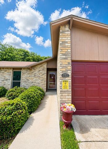7312 Stonewall Road, Forest Hill, TX 76140