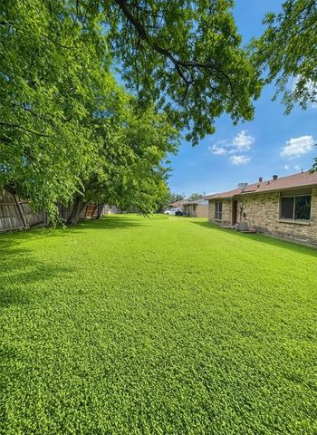 7312 Stonewall Road, Forest Hill, TX 76140