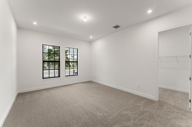870 SW Newfield Avenue, Palm City, FL 34990