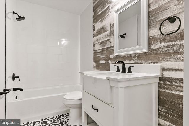 303 BAYBERRY ST, Browns Mills, NJ 08015