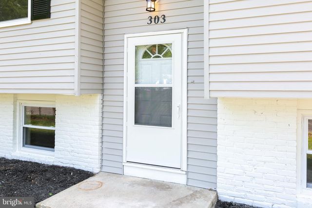 303 BAYBERRY ST, Browns Mills, NJ 08015