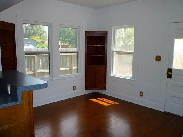 316 S Nugent Street, La Porte, TX 77571