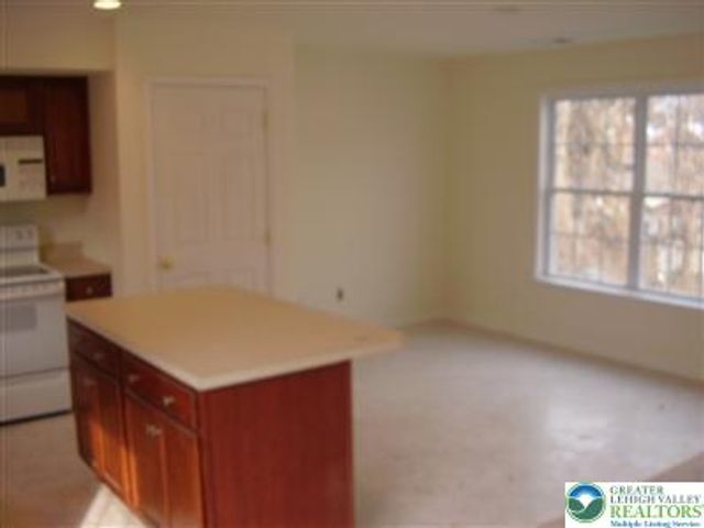 39 Garrison Street, Bethlehem City, PA 18018