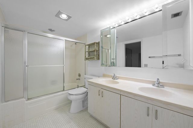 2202 LUCAYA Bend D4, Coconut Creek, FL 33066