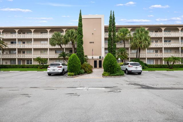 2202 LUCAYA Bend D4, Coconut Creek, FL 33066