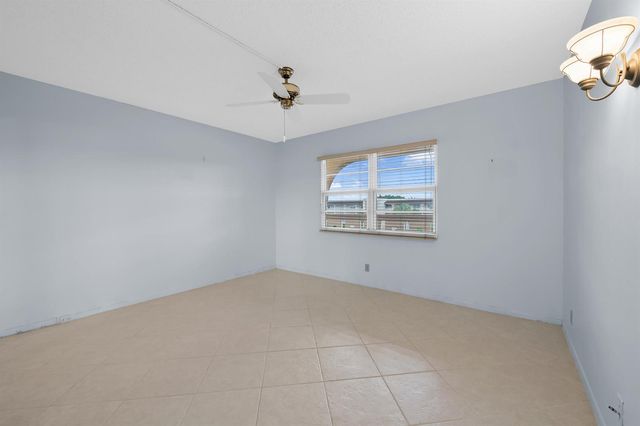2202 LUCAYA Bend D4, Coconut Creek, FL 33066
