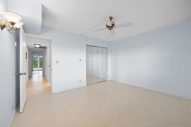 2202 LUCAYA Bend D4, Coconut Creek, FL 33066