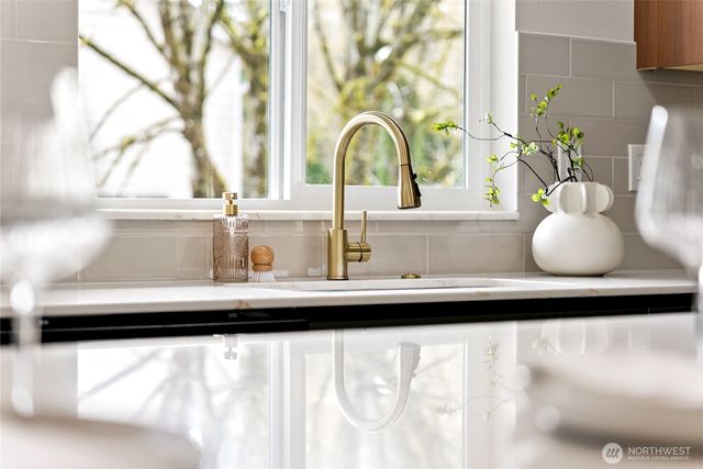 13203 SE 233rd Street, Kent, WA 98042