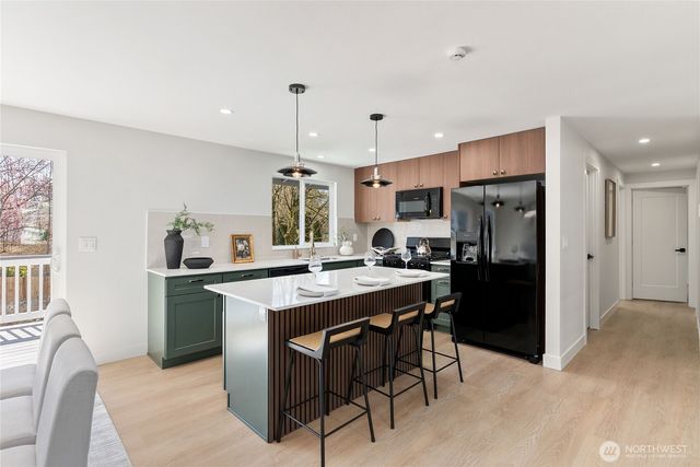 13203 SE 233rd Street, Kent, WA 98042