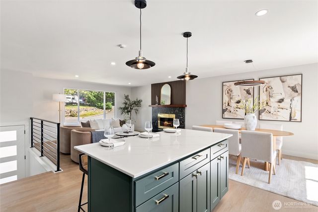 13203 SE 233rd Street, Kent, WA 98042