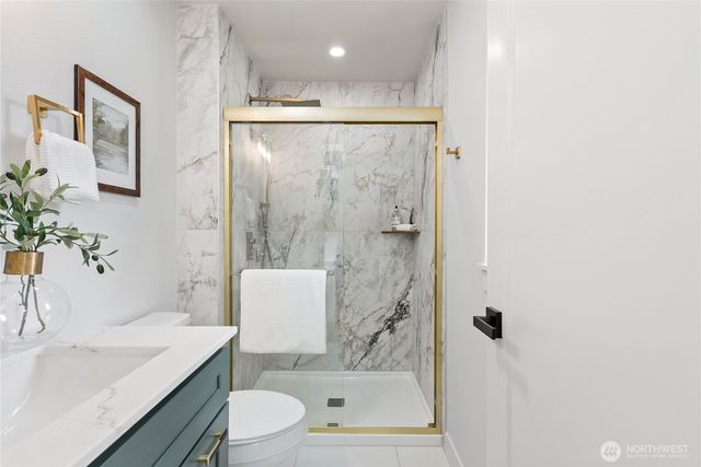 13203 SE 233rd Street, Kent, WA 98042