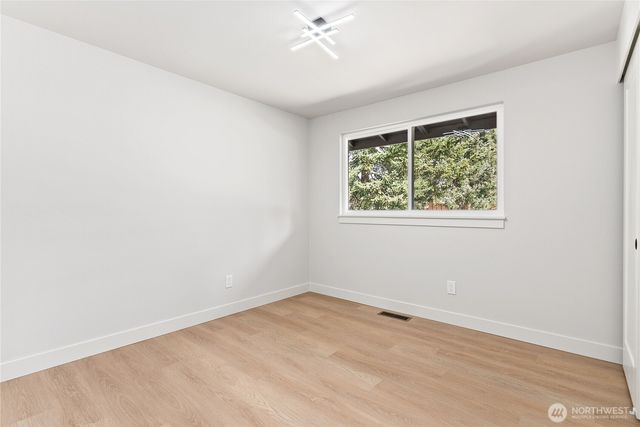 13203 SE 233rd Street, Kent, WA 98042