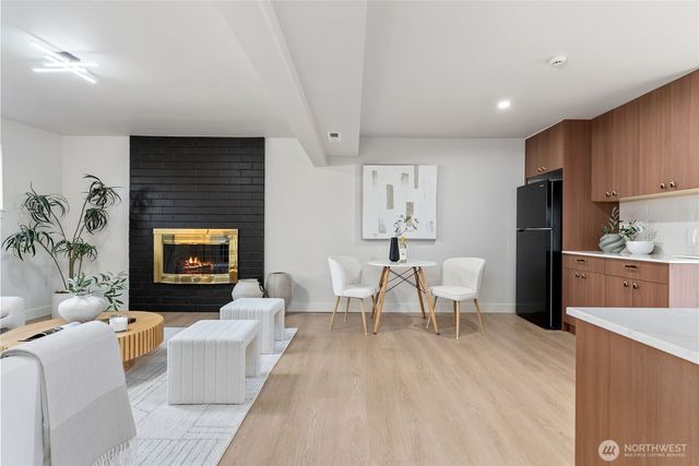 13203 SE 233rd Street, Kent, WA 98042