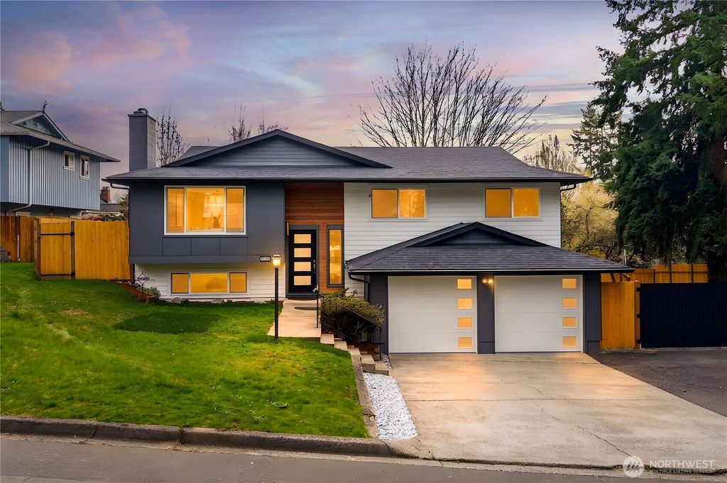 13203 SE 233rd Street, Kent, WA 98042