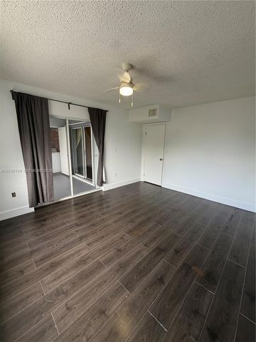8540 SW 212th Street 303, Cutler Bay, FL 33189
