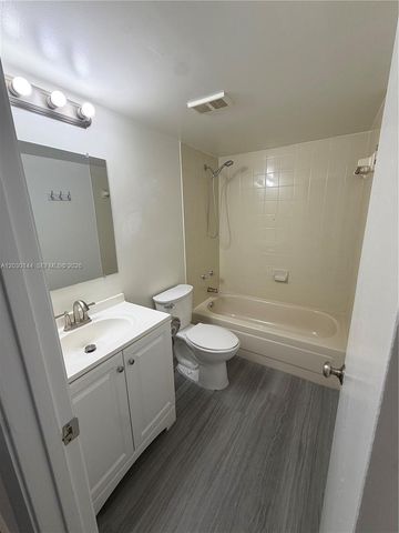 8540 SW 212th Street 303, Cutler Bay, FL 33189