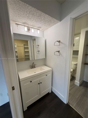 8540 SW 212th Street 303, Cutler Bay, FL 33189