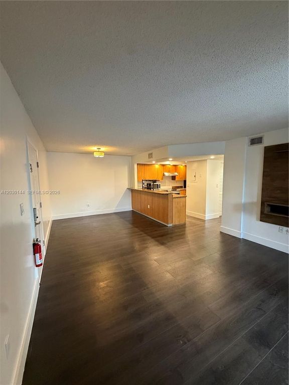 8540 SW 212th Street 303, Cutler Bay, FL 33189