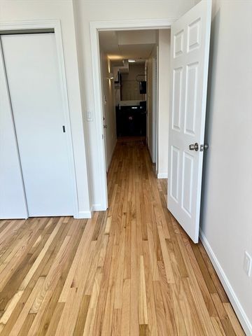 257 Pleasant St 8, Worcester, MA 01609