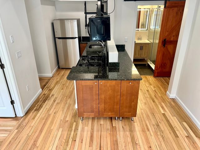 257 Pleasant St 8, Worcester, MA 01609