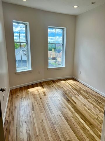 257 Pleasant St 8, Worcester, MA 01609