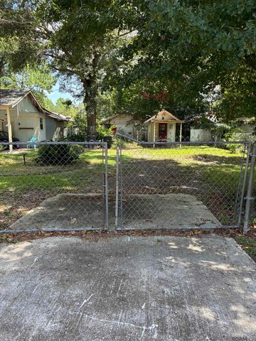 3255 N Linden St, Baton Rouge, LA 70805