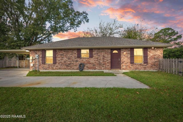 105 E Pamela Drive, Lafayette, LA 70506