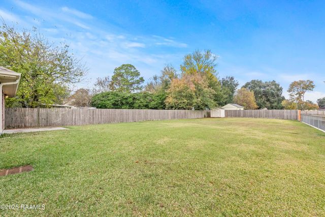 105 E Pamela Drive, Lafayette, LA 70506