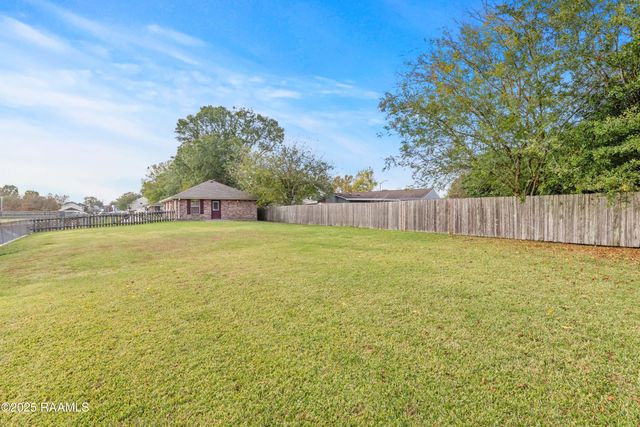 105 E Pamela Drive, Lafayette, LA 70506