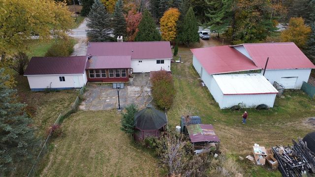 9526 Monroe Road, Elwell, MI 48832