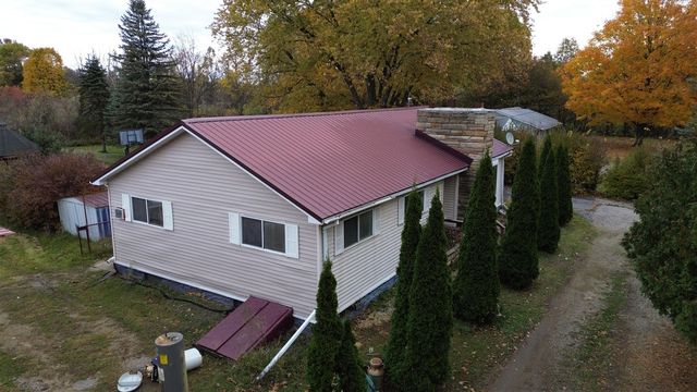 9526 Monroe Road, Elwell, MI 48832
