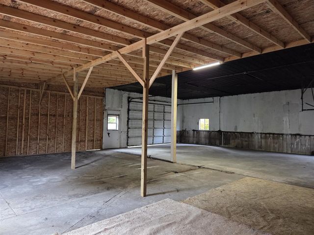 9526 Monroe Road, Elwell, MI 48832