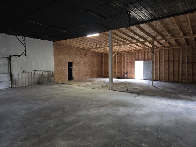 9526 Monroe Road, Elwell, MI 48832