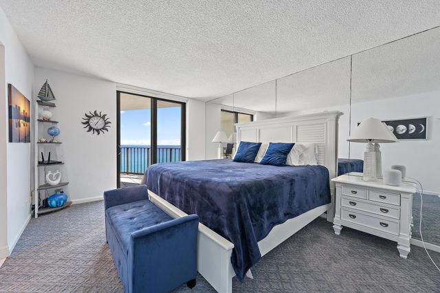 5420 N Ocean Drive Ph2, Riviera Beach, FL 33404